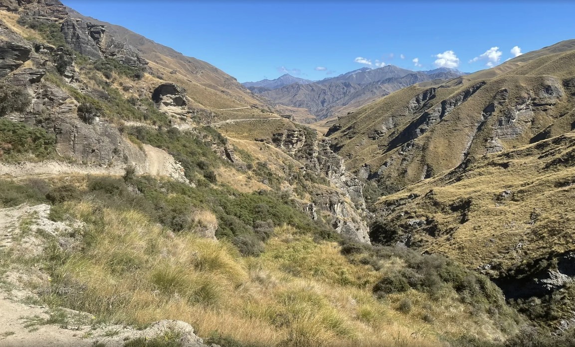 Coronet Loop trail backcountry views