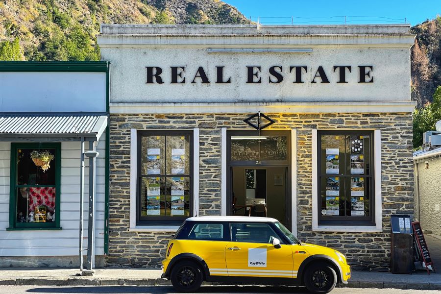 Ray White Arrowtown Real Estate exterior