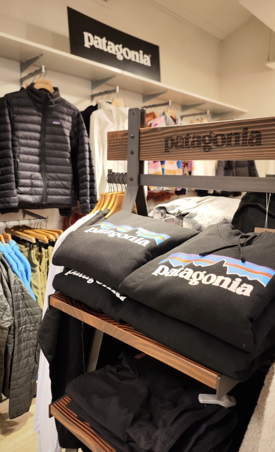 Outside Sports Arrowtown Patagonia brand