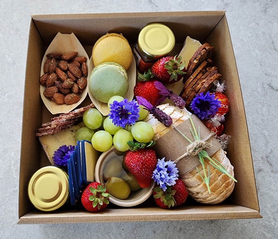 Rosies Plate Picnic Box