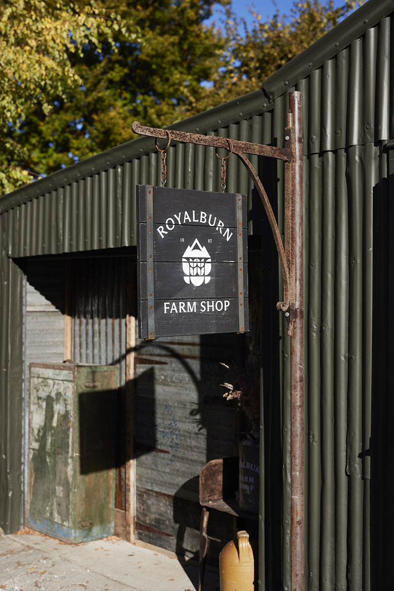 Royalburn Farm entrance