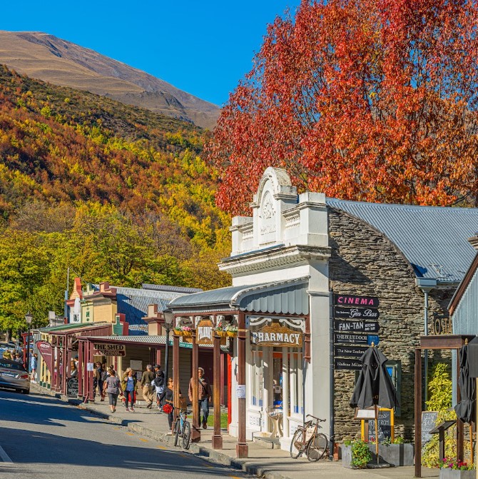 Tohu Whenua - Arrowtown Main street - Martin Sliva