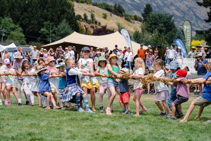 Lake Hayes A&P Show - tug of war